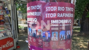 Lažni plakati s Đilasom